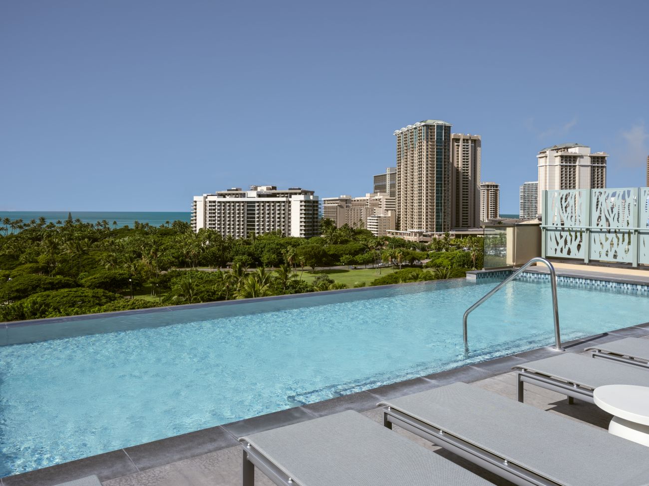 Rooftop Pool (Developer's conceptual rendering)